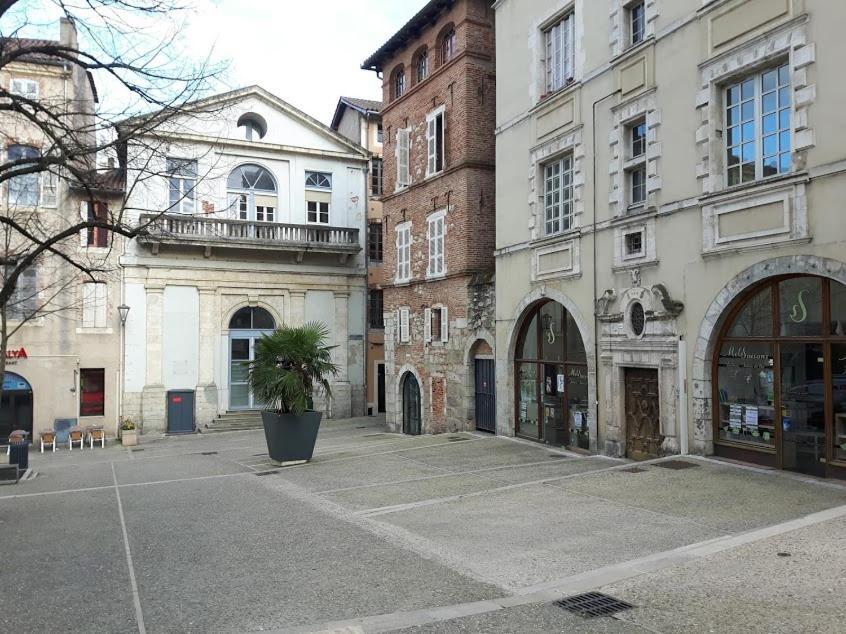 Le Loft Du Chateau Du Roi Cahors Esterno foto